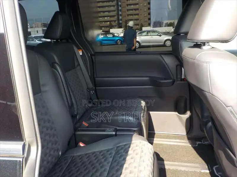 Toyota Voxy Sz Package 2020