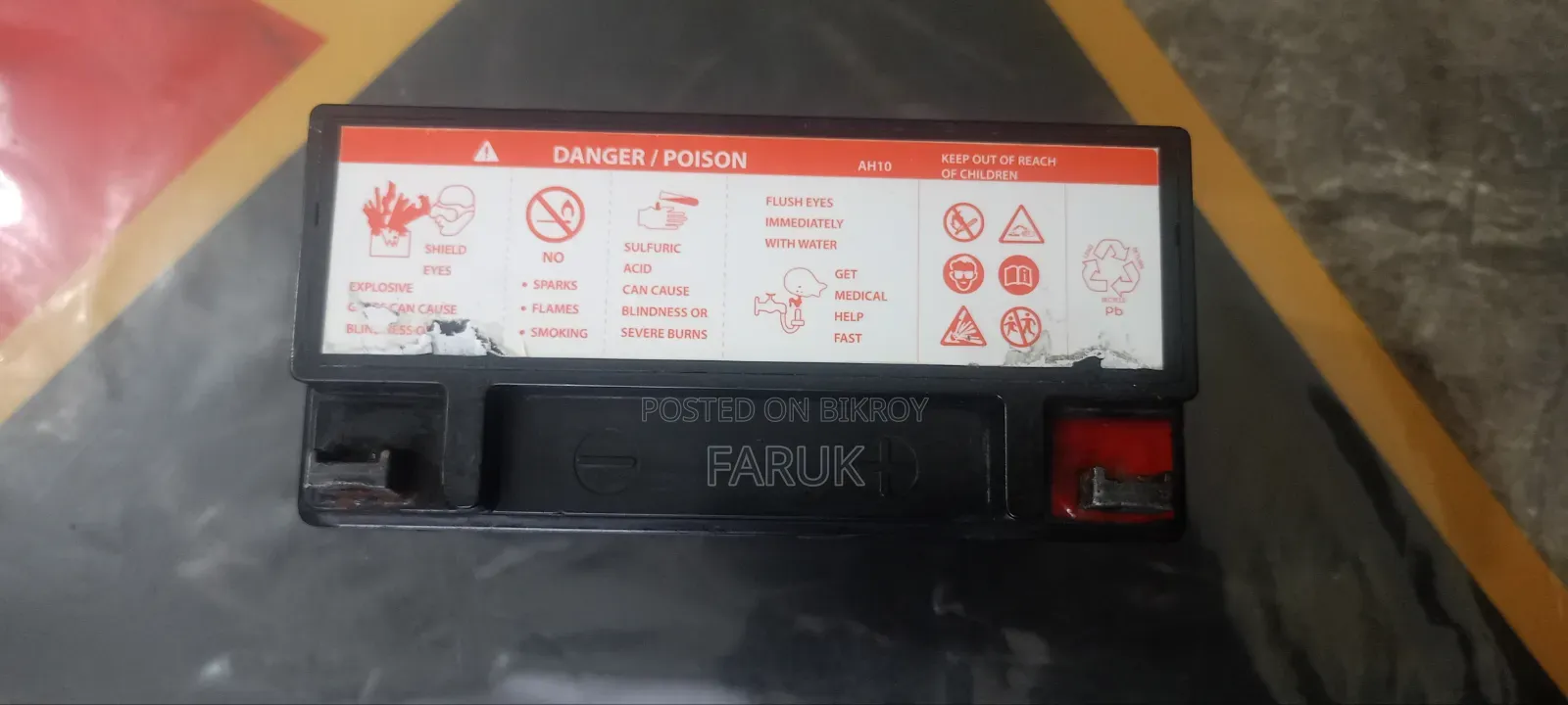 মোটরসাইকেলের ব্যাটারী