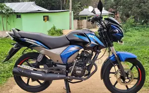 TVS Stryker . 2023