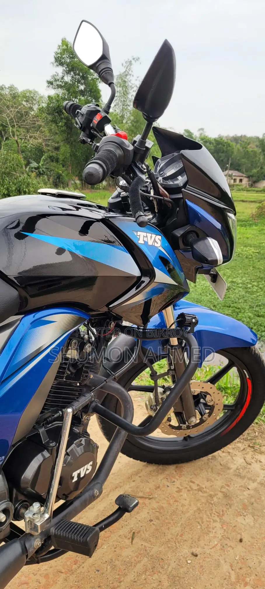 TVS Stryker . 2023