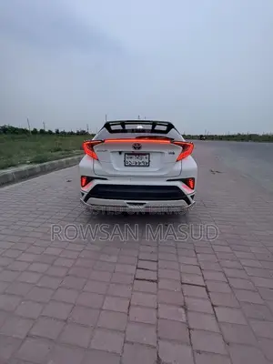 Toyota C-HR 2017