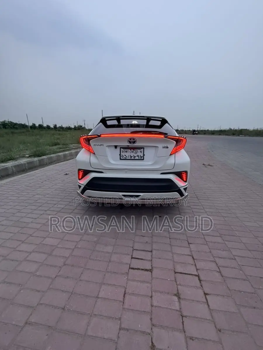 Toyota C-HR 2017
