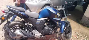 Yamaha FZS 2025