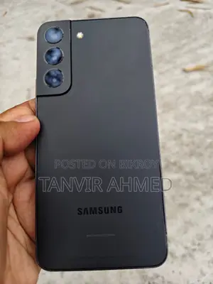 Samsung Galaxy S22 (Used)