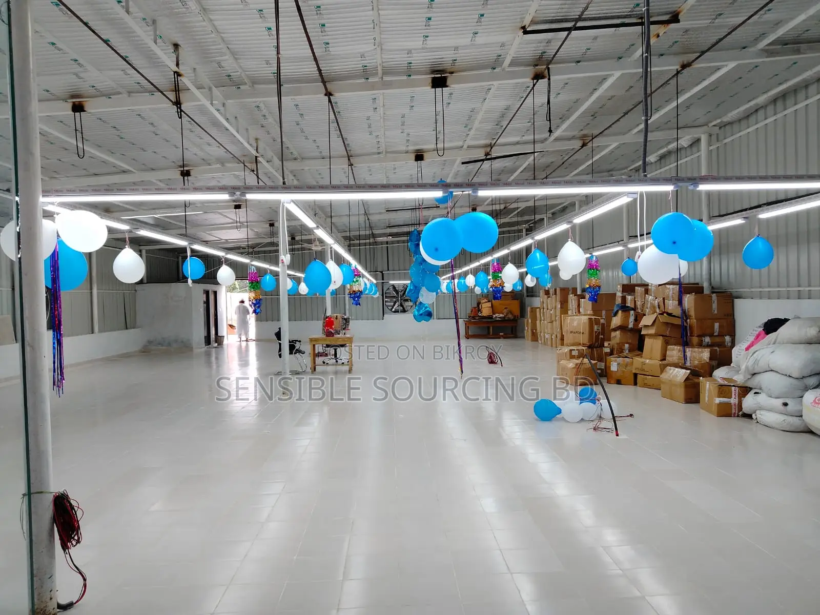 5,000 sq ft shed for rent with 49 kW electricity line