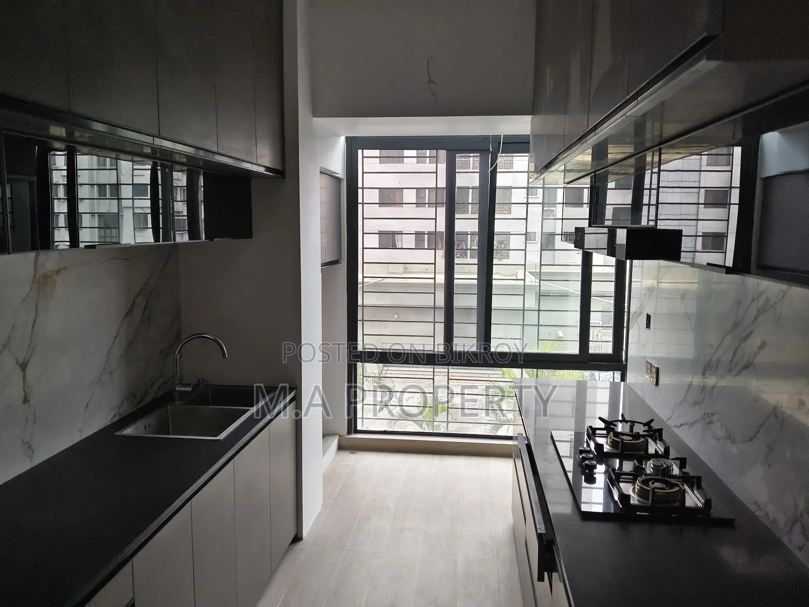 Rent Apartment 5250sqft 2-Carpark Gulshan North