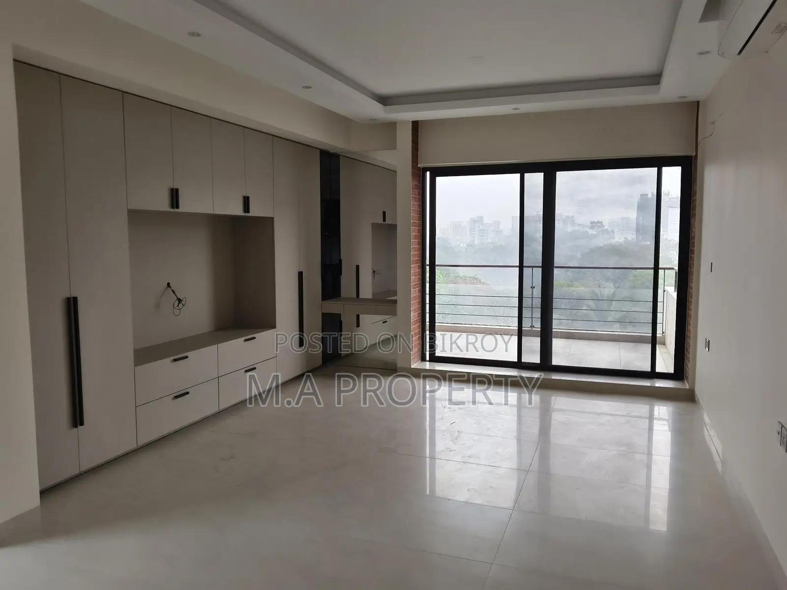 Rent Apartment 5250sqft 2-Carpark Gulshan North