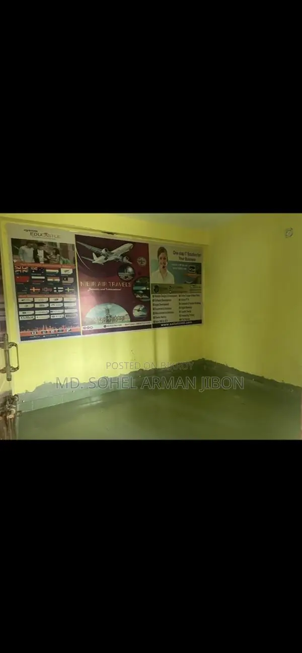 1-Room Sublet Office Space for Rent