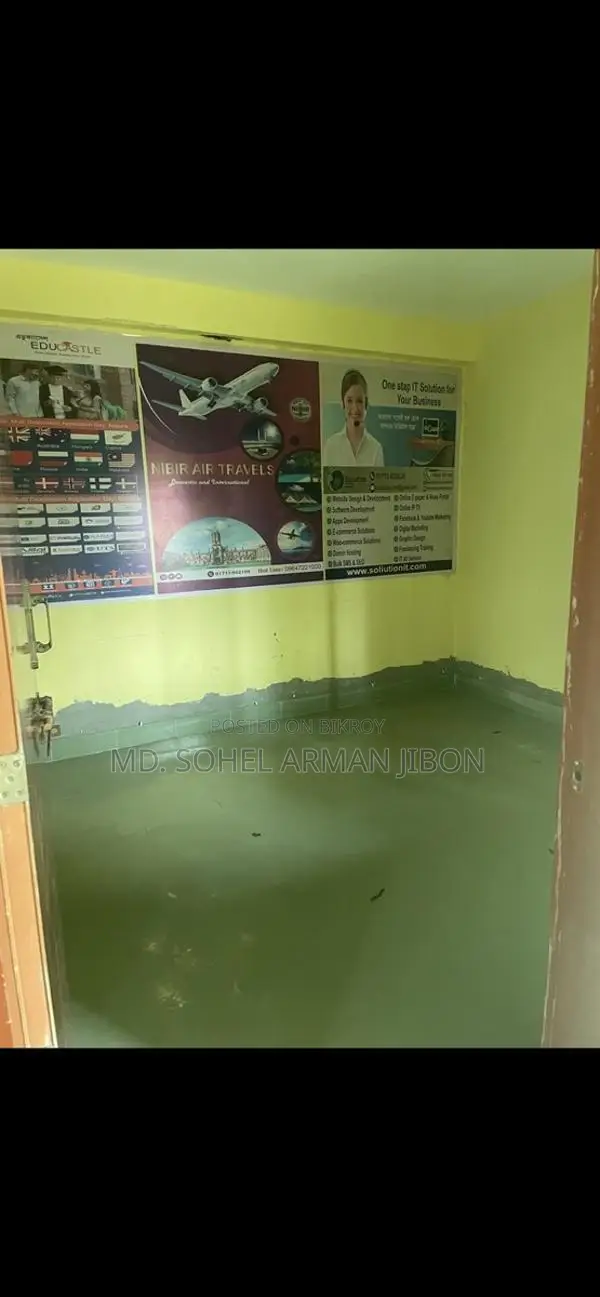 1-Room Sublet Office Space for Rent