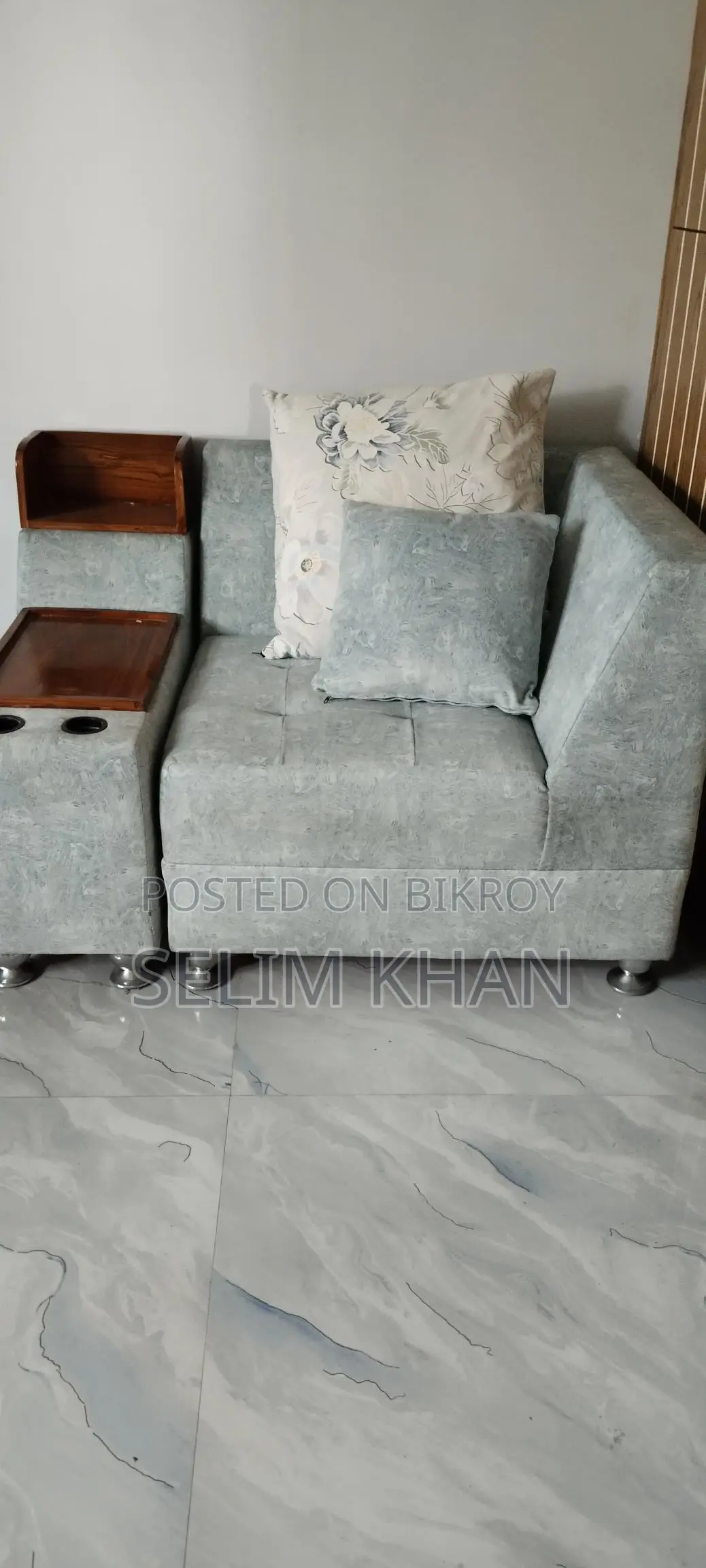 Single sofa and tea table