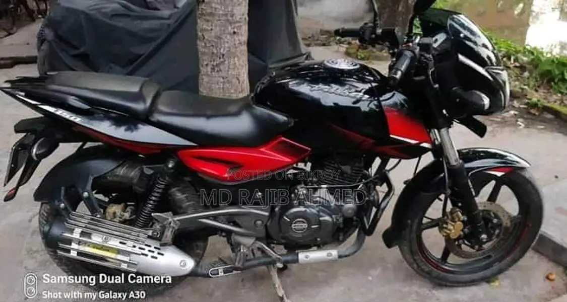 Bajaj Pulsar 2018