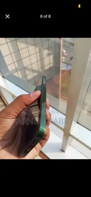 Apple iPhone 13 (Used)