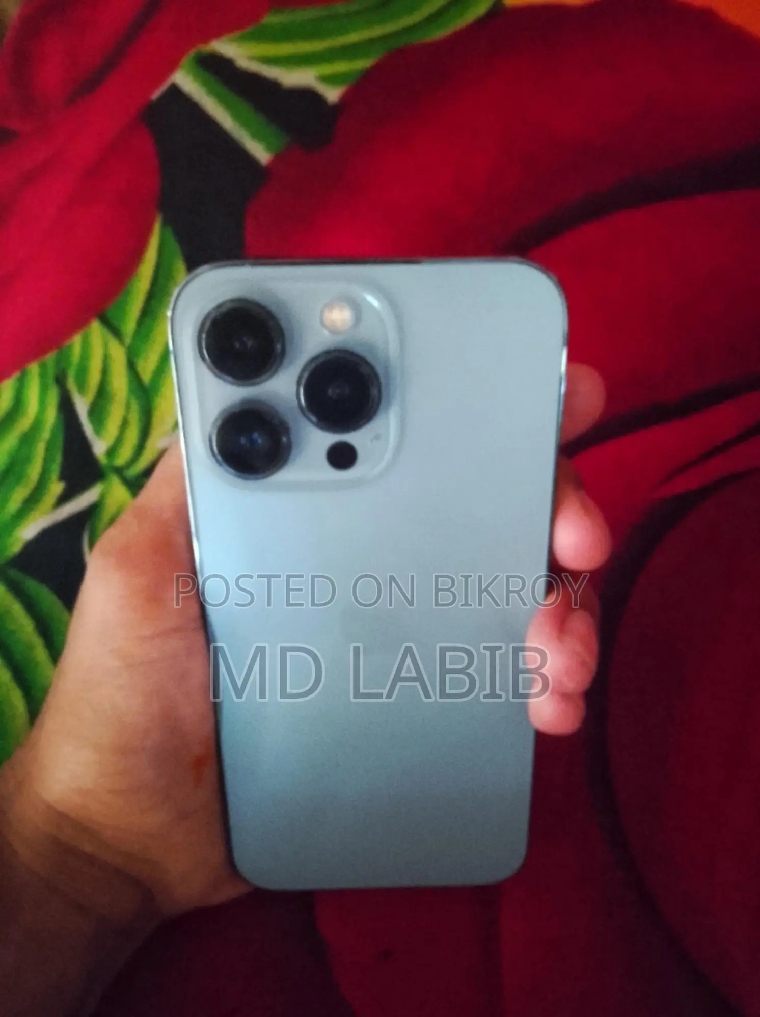 Apple iPhone 13 Pro . (Used)