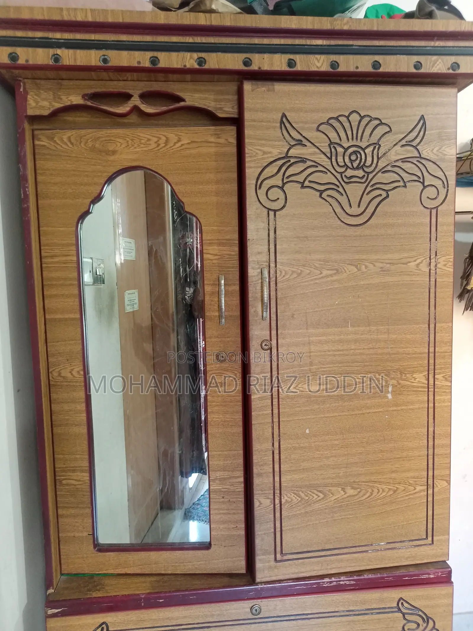 Fresh Melamine Wooden Almirah