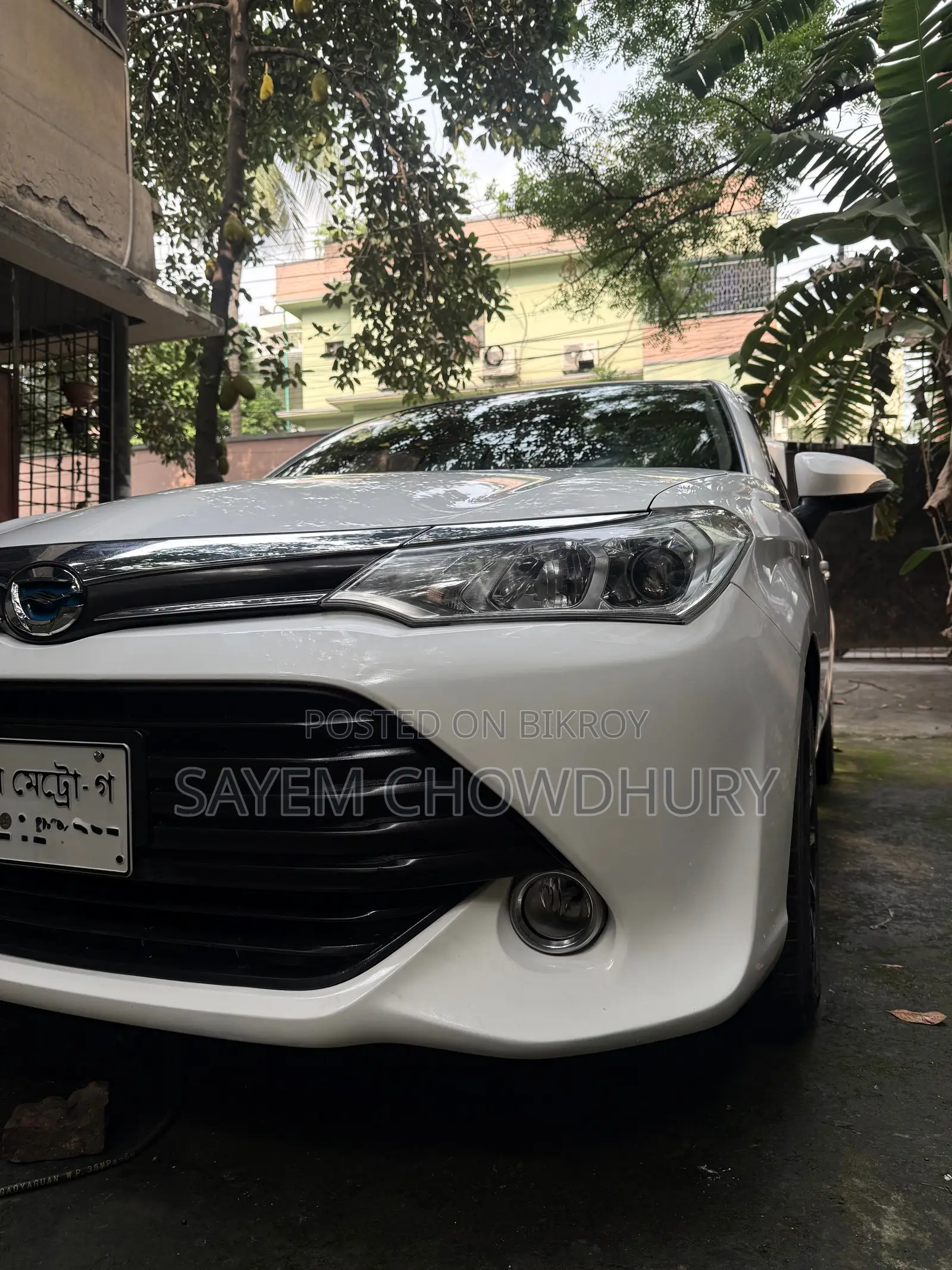 Toyota Axio Hybrid 2017