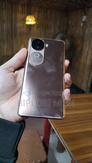 Vivo V40 ` (Used)