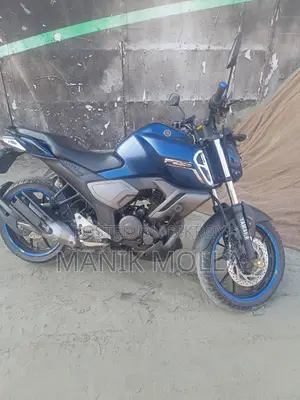 ইয়ামাহা এফজেডএস ভি৩ ২০১৯ নীল