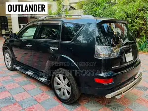 Mitsubishi Outlander Elegance 2010