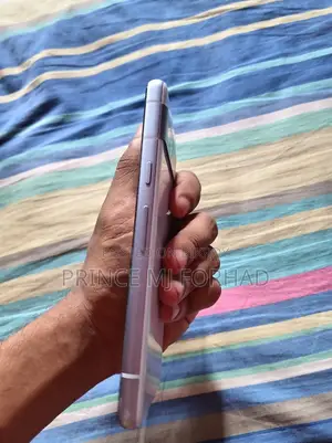 Google 7a . (Used)