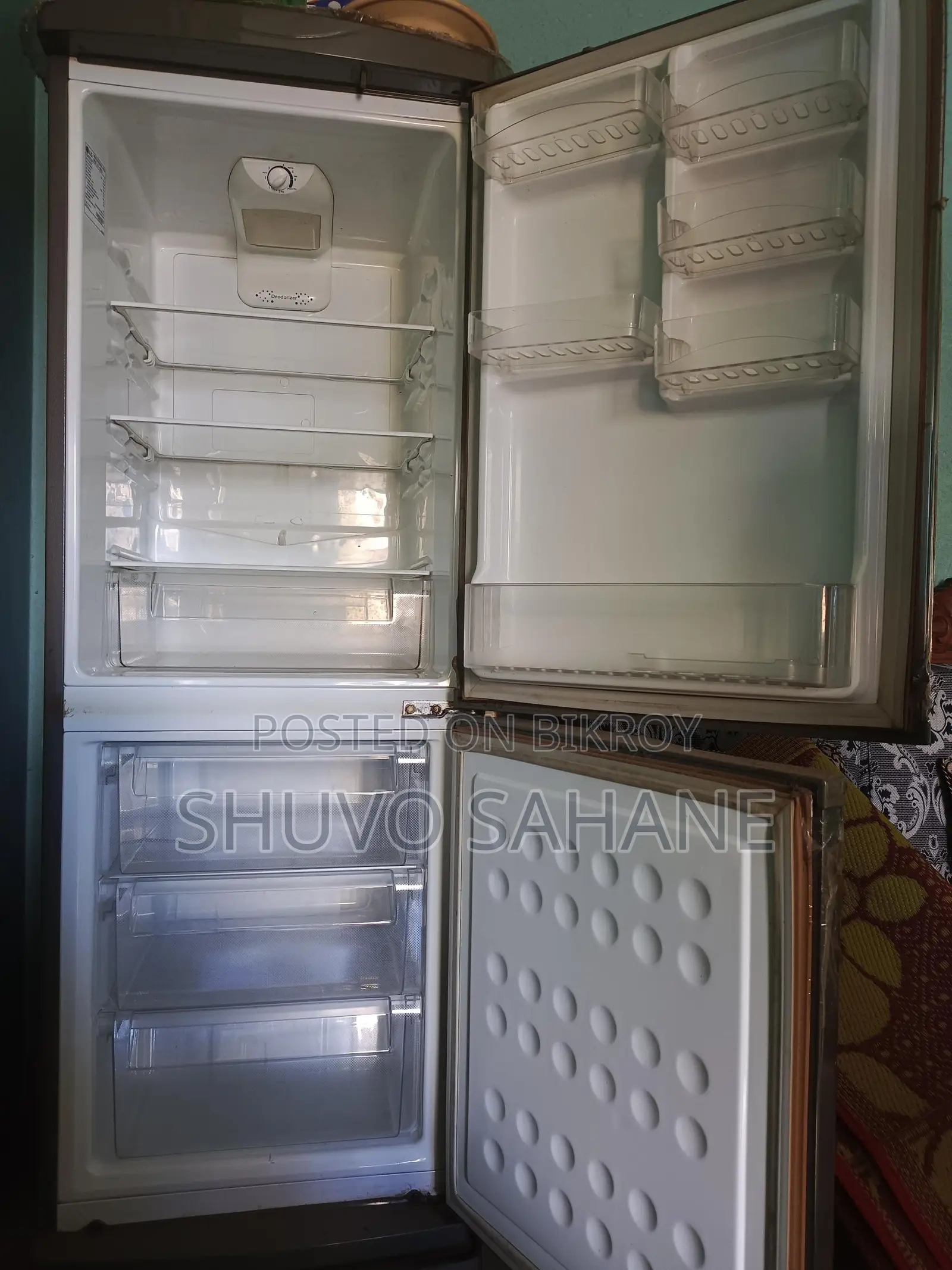 LG 227L Fridge for Sale, Price: 35,000 BDT. Location: Sheikhpara