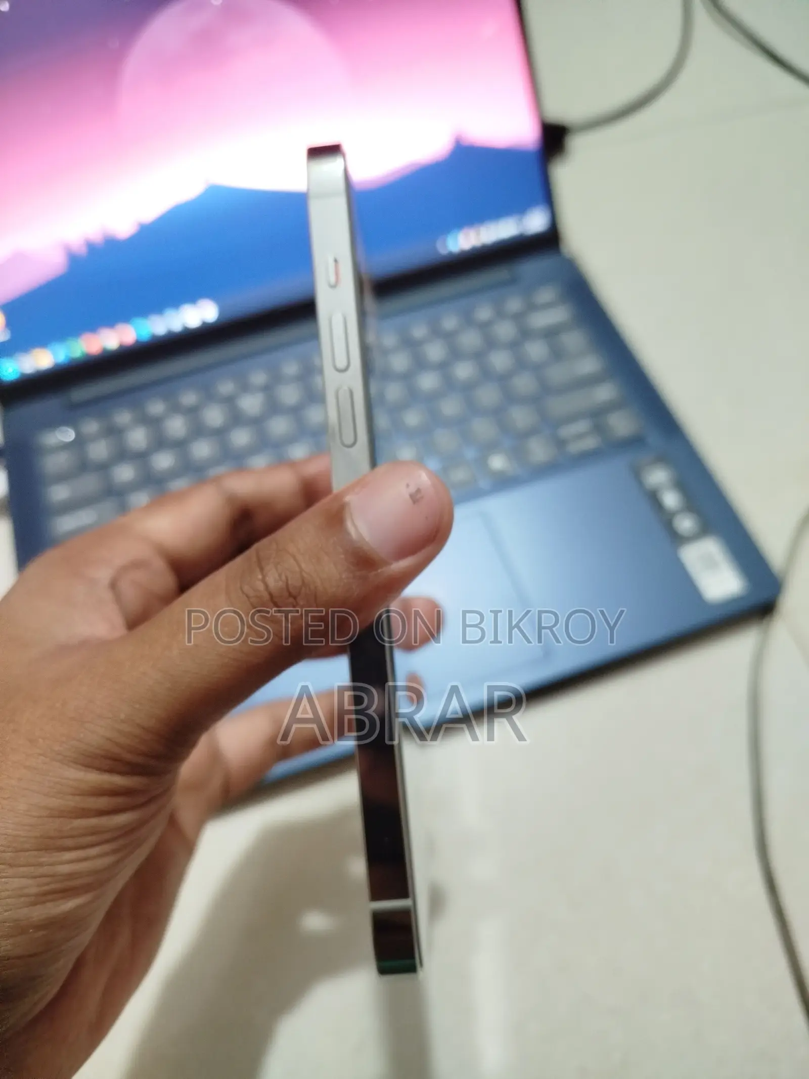 Apple iPhone 13 Pro Max . (Used)