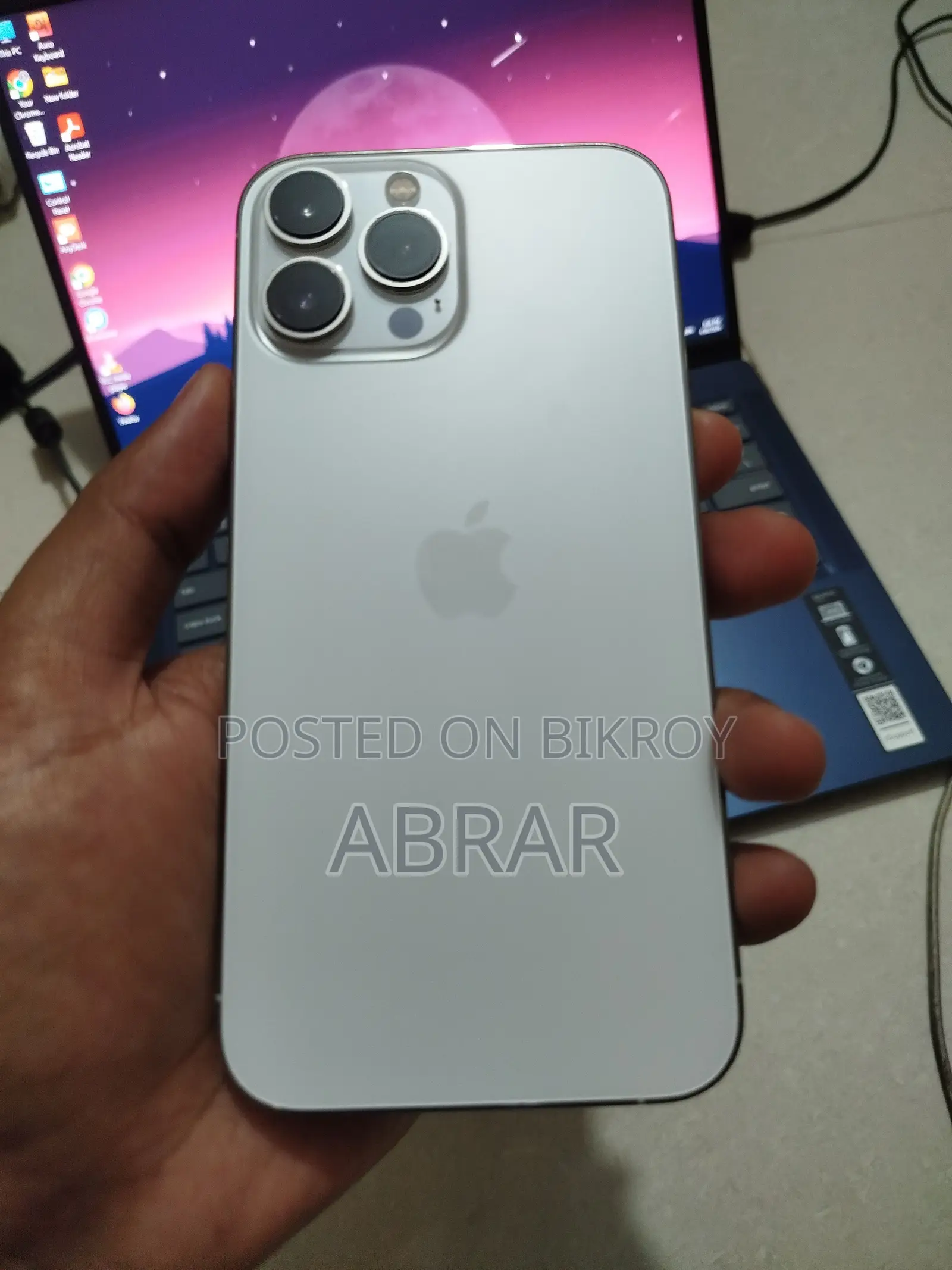 Apple iPhone 13 Pro Max . (Used)