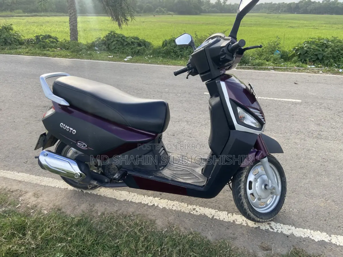 Mahindra Gusto 2018