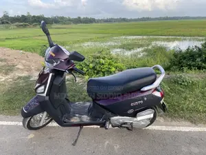 Mahindra Gusto 2018