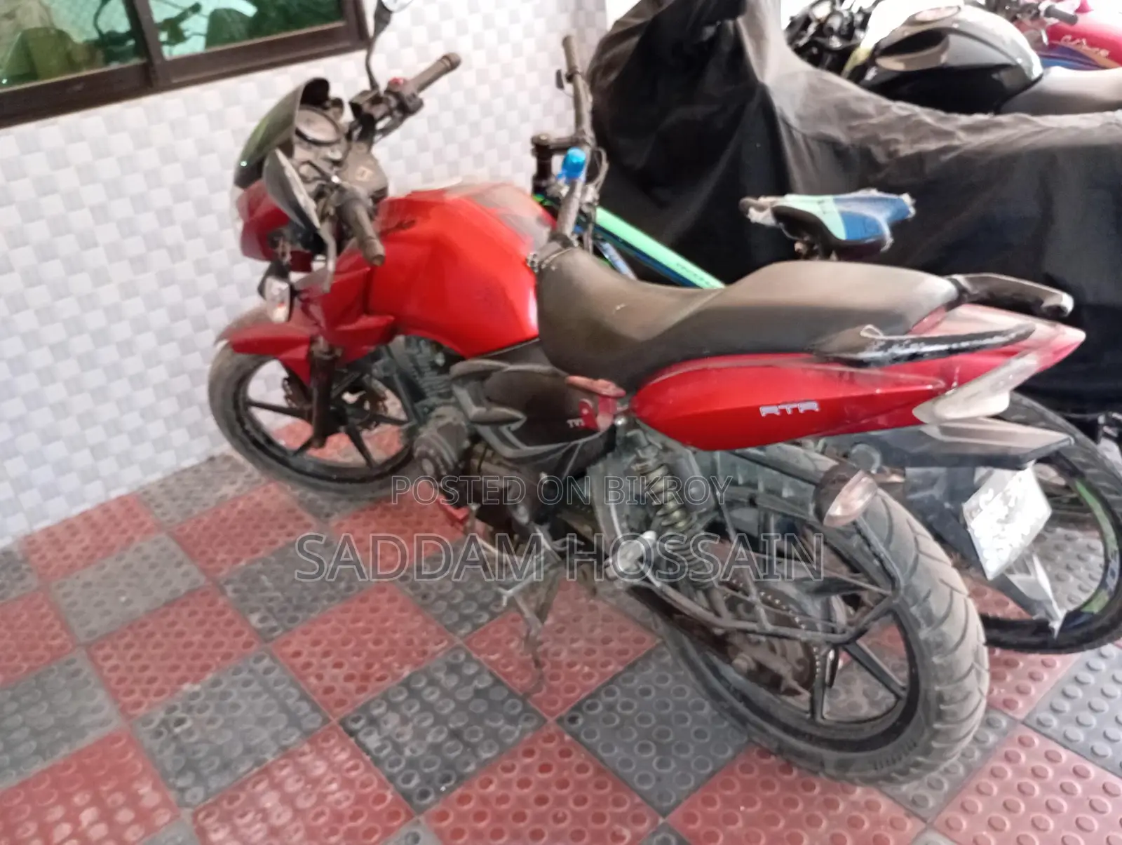 TVS Apache RTR 2012