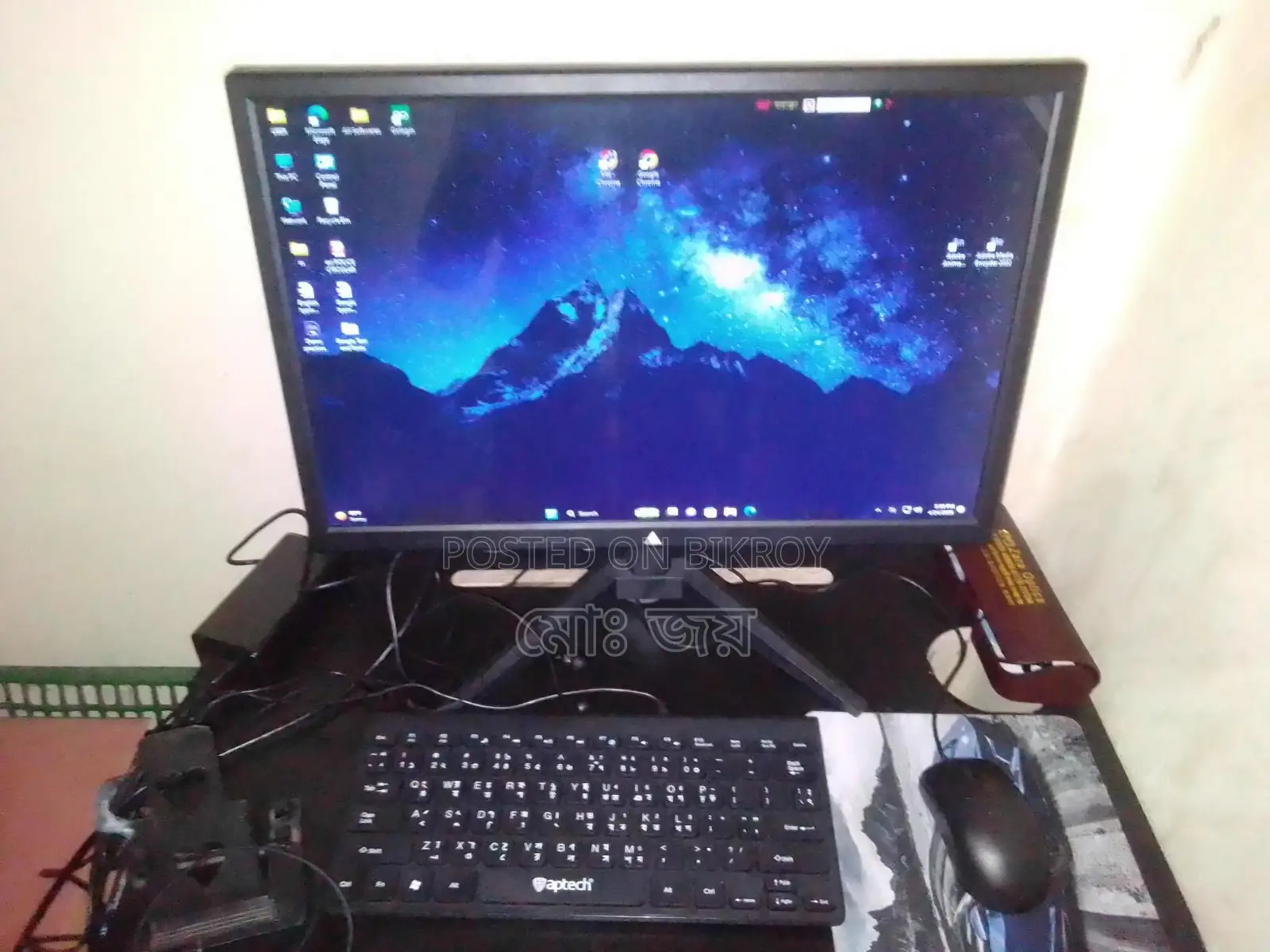 Full Desktop PC Setup (New, only 1 month used)