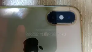 Apple iPhone XS (Used)