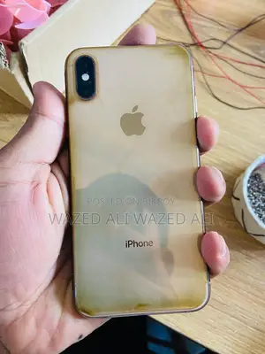 Apple iPhone XS (Used)