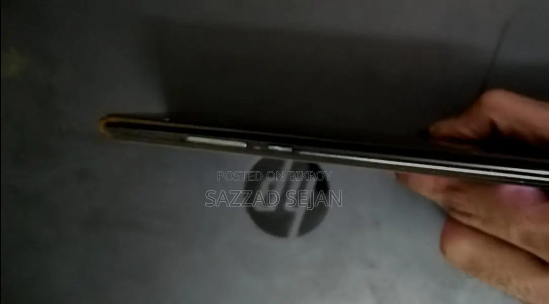 Huawei Y9 4 GB / 64 GB (Used)