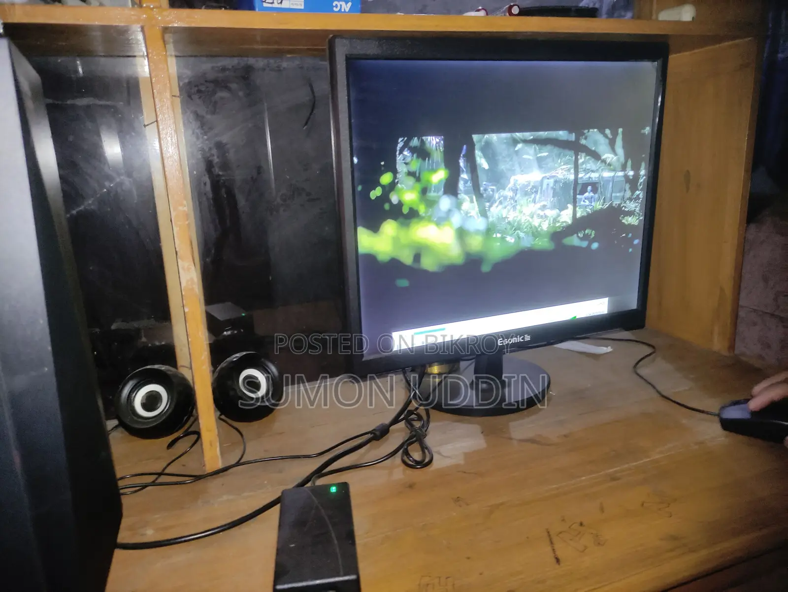 Desktop computer