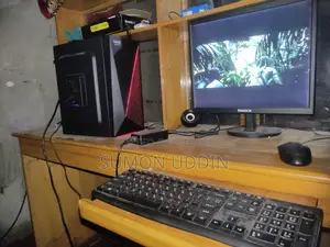 Desktop computer