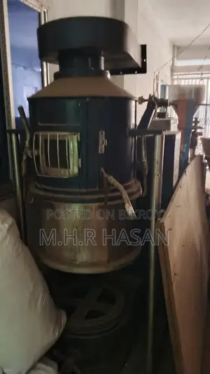 সেলাইন বানানোর মেশিন