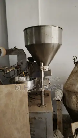 সেলাইন বানানোর মেশিন