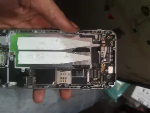 Apple iPhone 6 64GB Motherboard (Used)