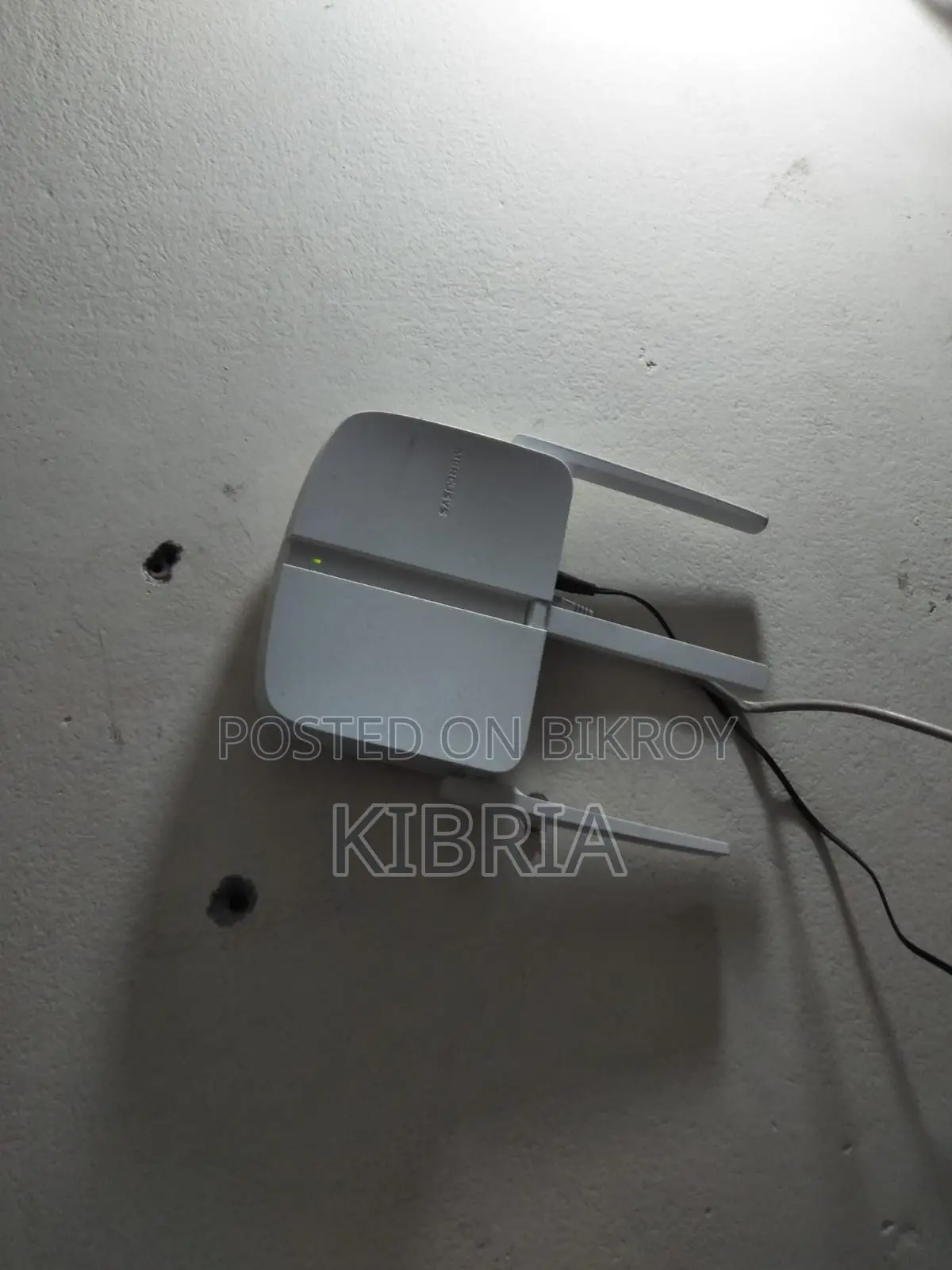 Mercusys 3 Antenna 300 Mbps High Speed Wi-Fi Router