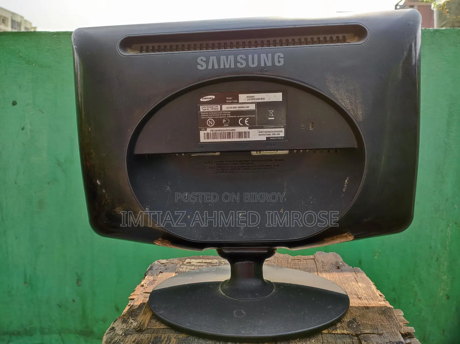 Samsung Syncmaster- LCD Monitor - 15.6" for Sale
