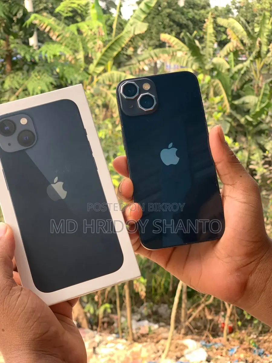 Apple iPhone 13 (Used)