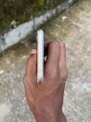 Apple iPhone 7 (Used)
