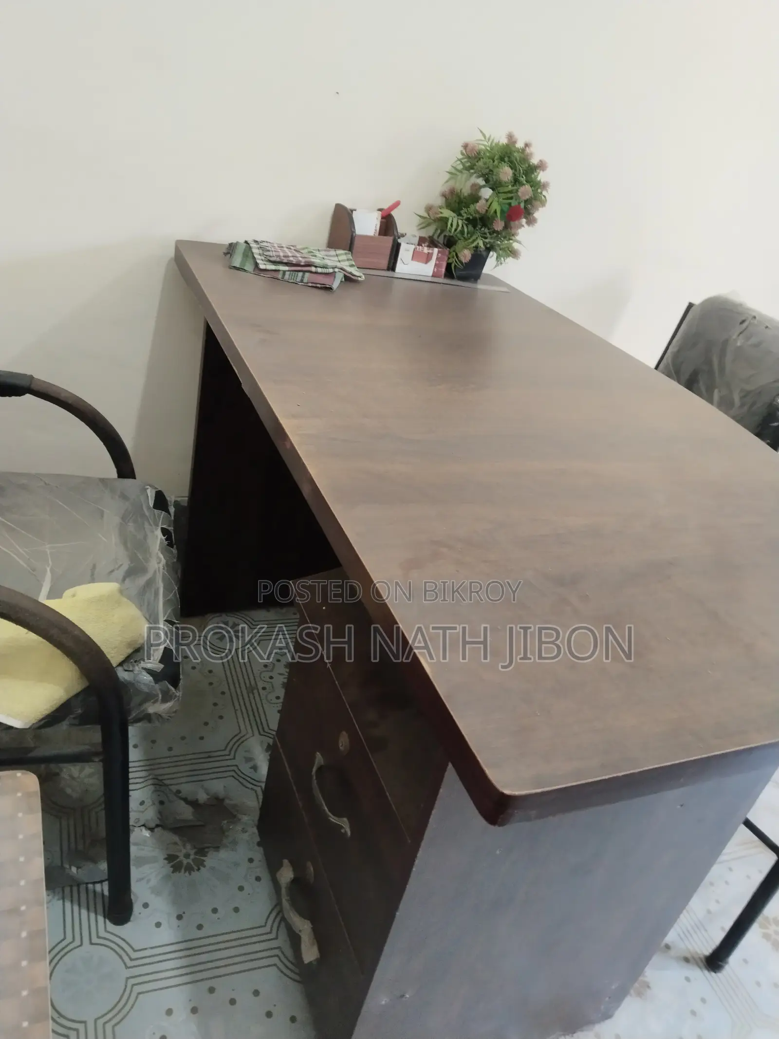Urgent Sale: Office Furniture