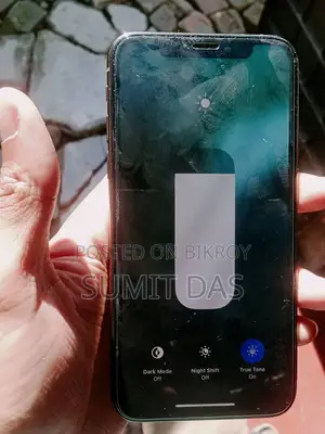 Apple iPhone XS (Used)