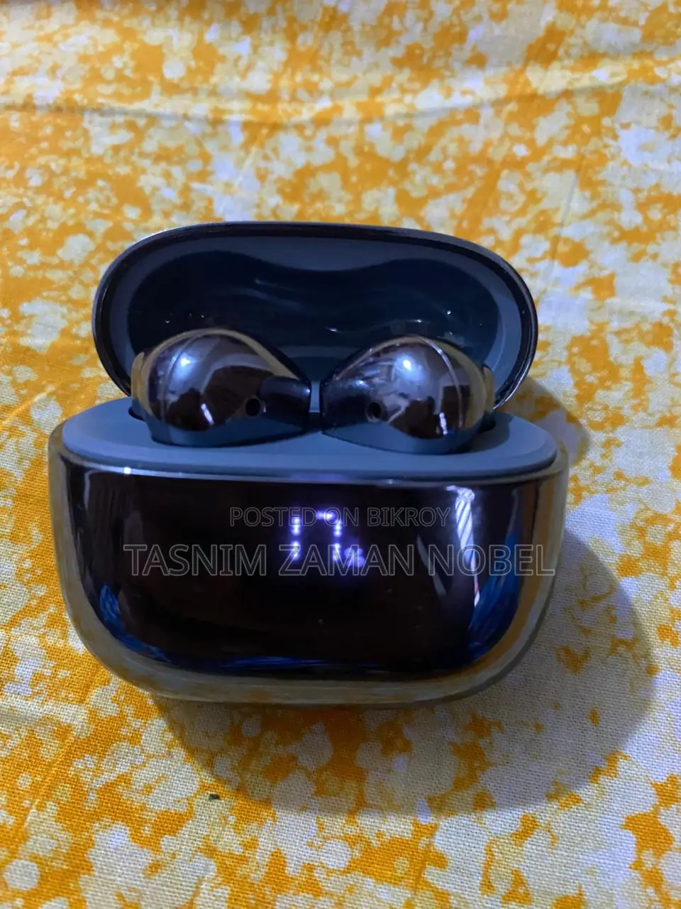 Rior Brand Air Buds