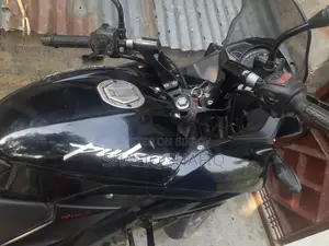 Bajaj Pulsar AS . 2018
