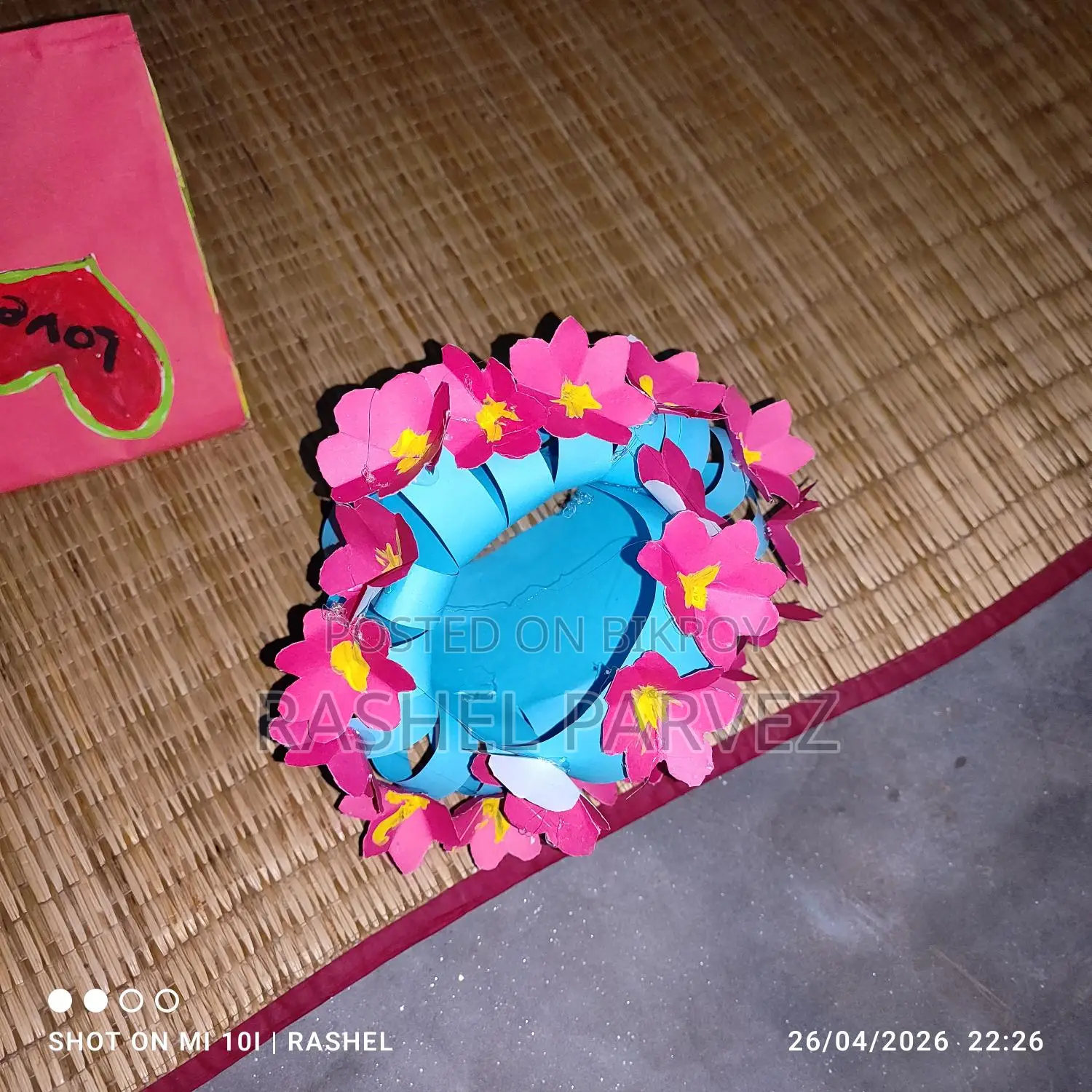 কাগজ ফুল