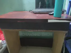 টেবিল বিক্রি হবে