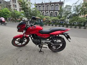 Bajaj Pulsar 150 2010 Red