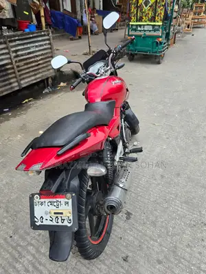 Bajaj Pulsar 150 2010 Red